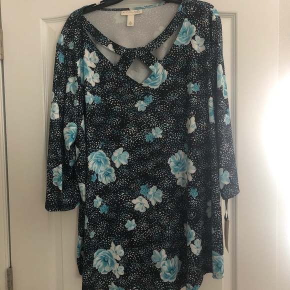 Emaline Tops - Women’s Floral Top
